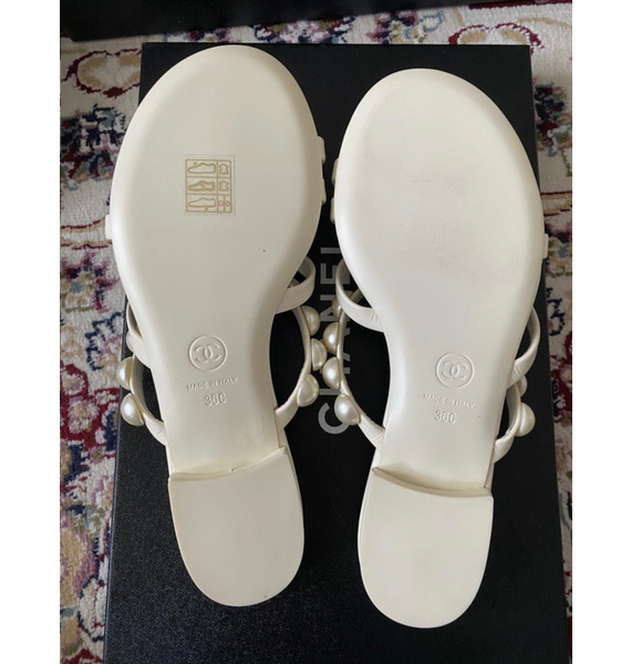 Сандалии • Chanel • Белый