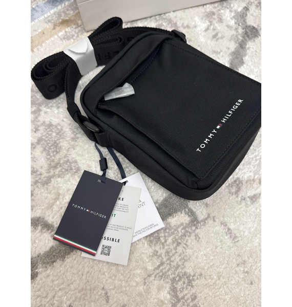 Барсетка • Tommy Hilfiger • Черный