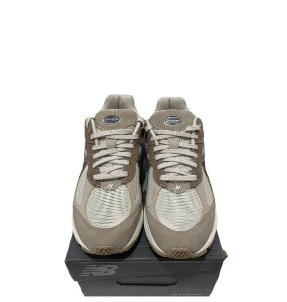 Кроссовки • New Balance • Бежевый