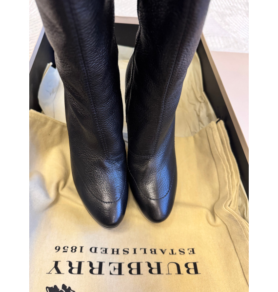 Ботфорты • Burberry • Черный