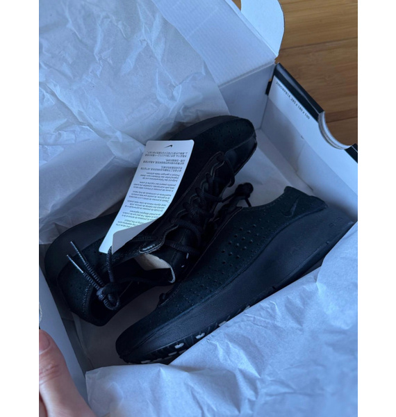 Кроссовки • Nike • Черный