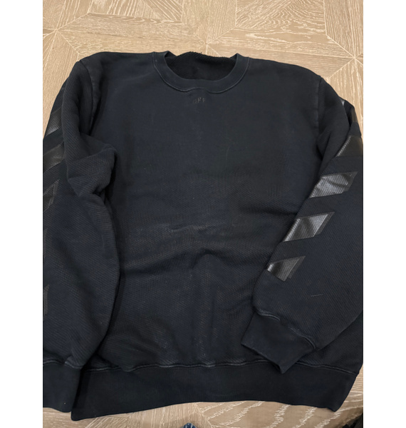 Свитшот • Off-White • Черный