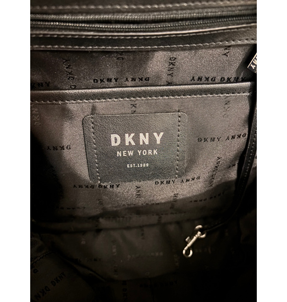 Рюкзак • DKNY • Черный