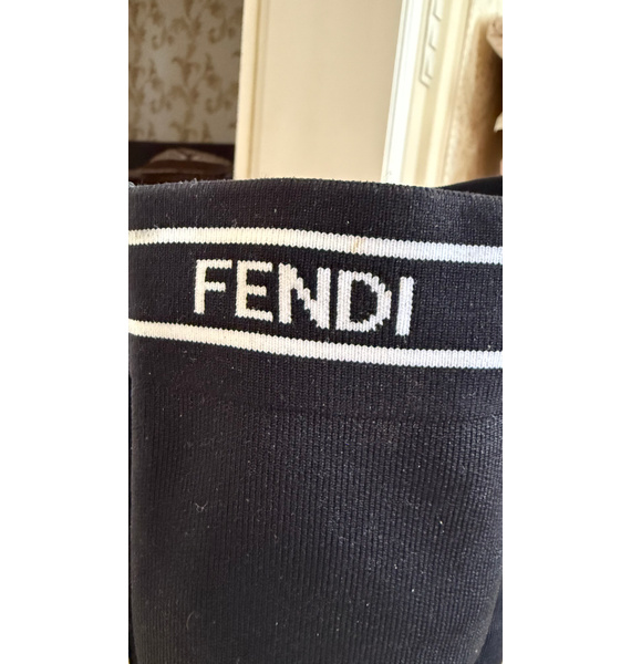 Сапоги • Fendi • Черный