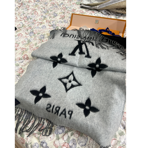 Шарф • Louis Vuitton • Черный