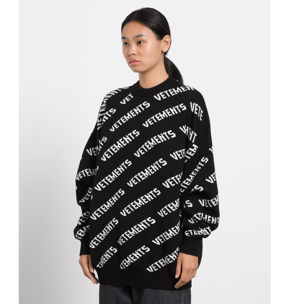 Пуловер • VETEMENTS • Черный