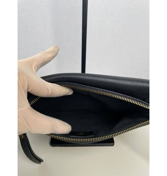 Сумка • Louis Vuitton • Черный