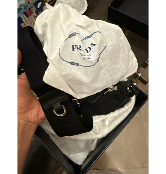 Сумка • Prada • Черный