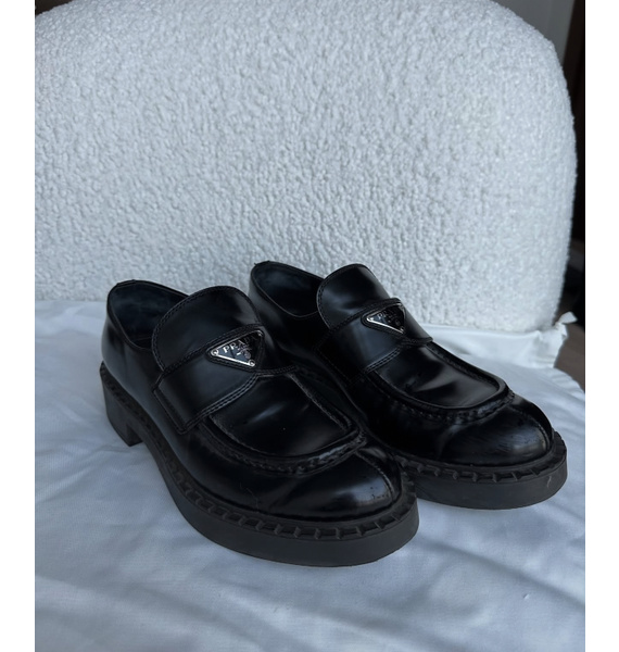 Лоферы • Prada • Черный