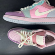 Кроссовки • Nike • Розовый