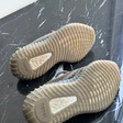 Кроссовки • Yeezy • Серый