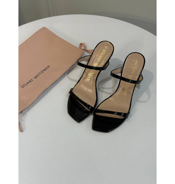 Босоножки • Stuart Weitzman • Черный