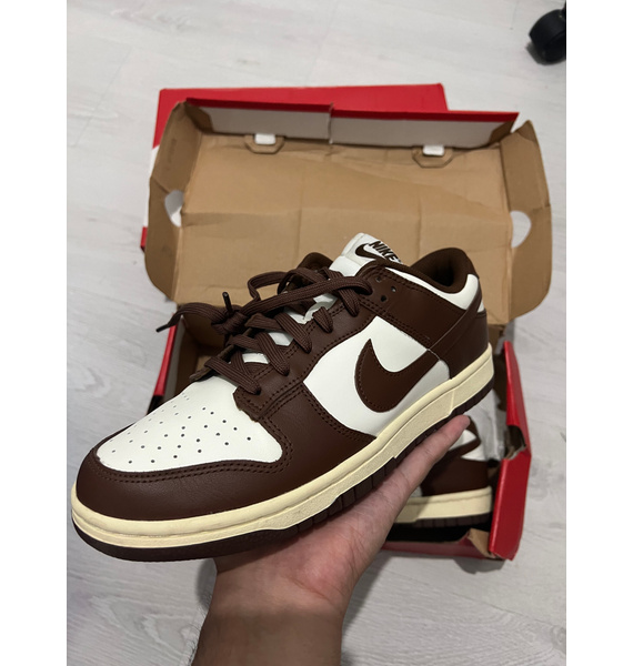 Кроссовки • Nike • Коричневый