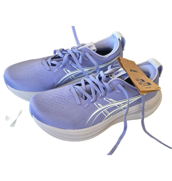 Кроссовки • ASICS • Сиреневый