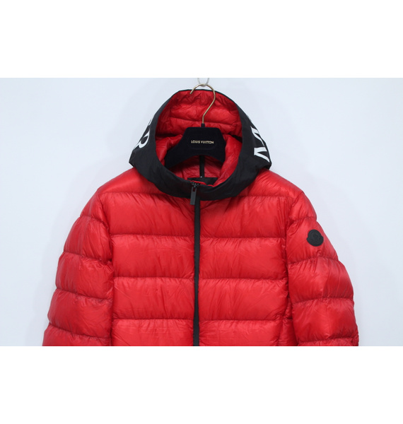 Пуховик • Moncler • Красный