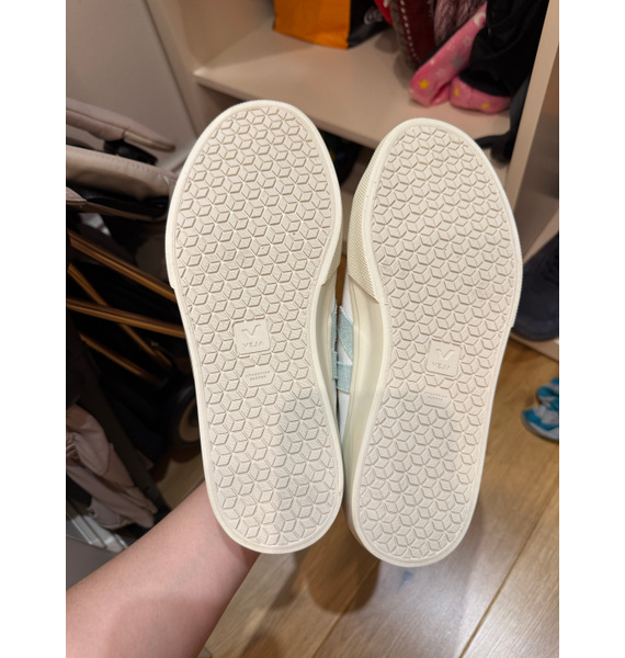 Кеды • VEJA • Белый