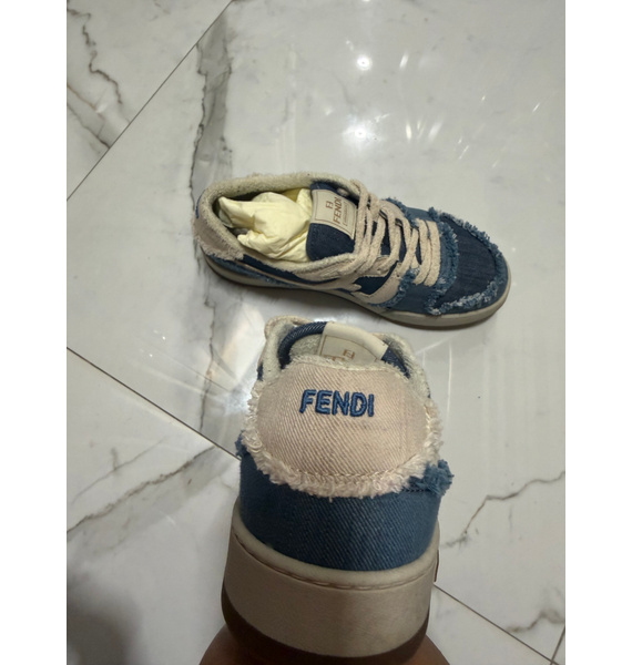 Кроссовки • Fendi • Другое