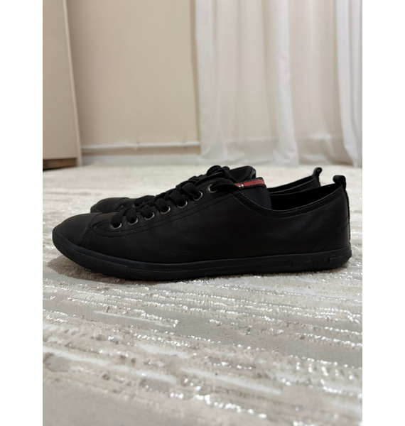 Кроссовки • Prada • Черный