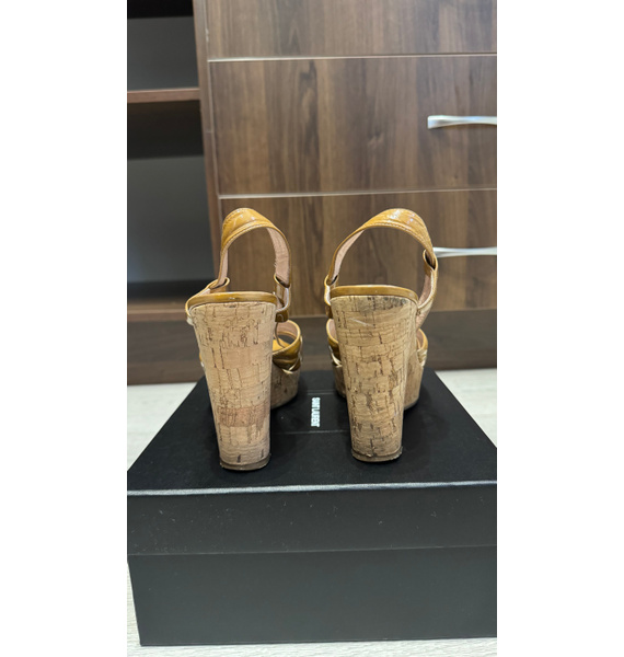 Босоножки • Marc By Marc Jacobs • Коричневый