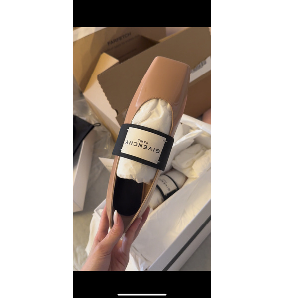 Балетки • Givenchy • Бежевый
