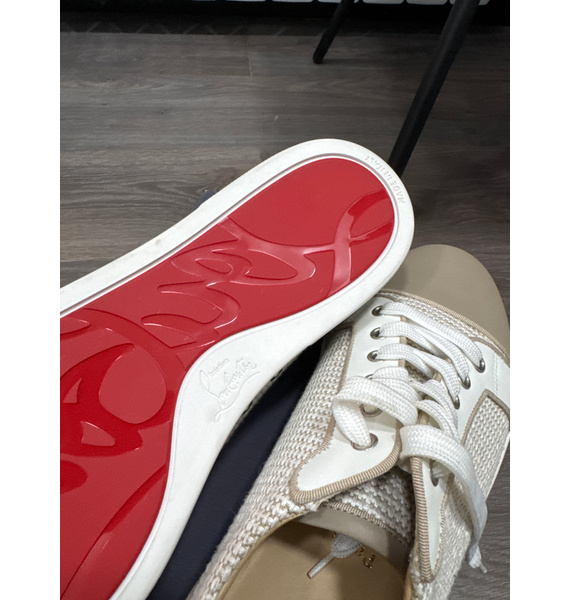 Кроссовки • Christian Louboutin • Кремовый