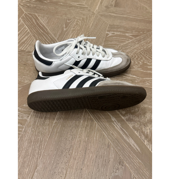 Кроссовки • adidas • Белый