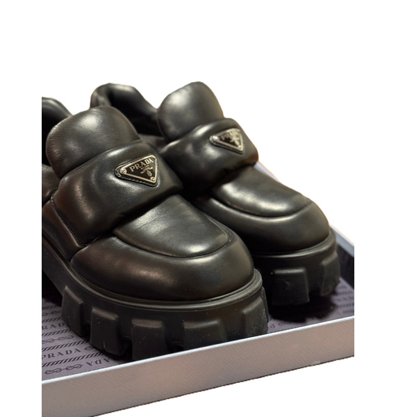 Ботинки • Prada • Черный