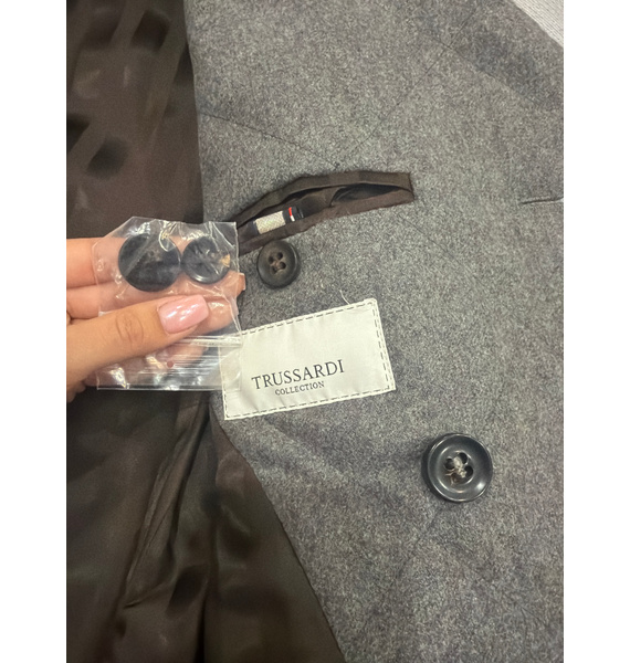Пальто • Trussardi • Серый