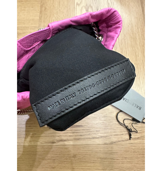 Сумка • Balenciaga • Фуксия