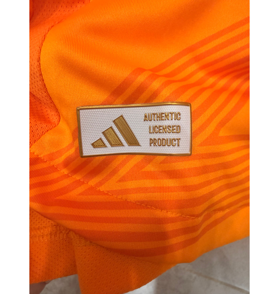 Футболка • adidas • Оранжевый