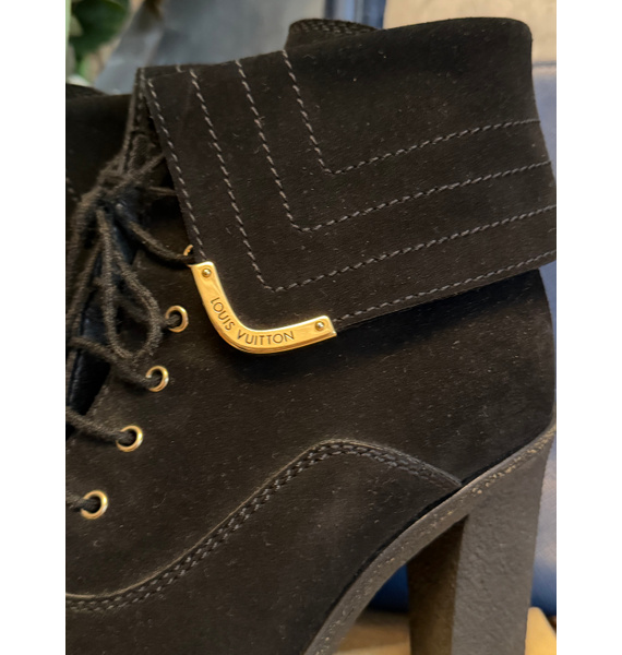 Ботильоны • Louis Vuitton • Черный