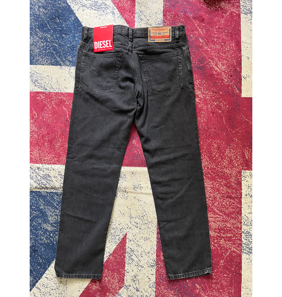 Джинсы • Diesel • Черный