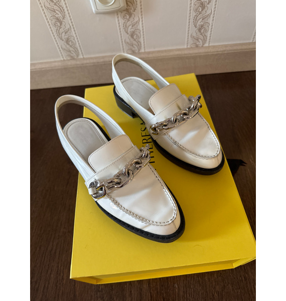 Лоферы • Louis Vuitton • Белый