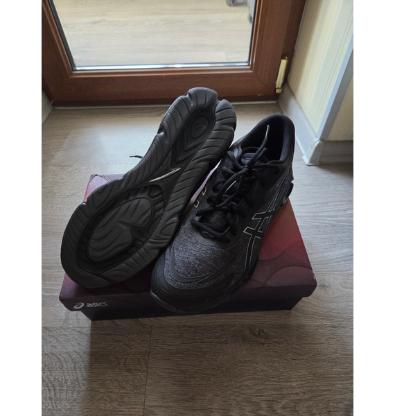 Кроссовки • ASICS • Черный