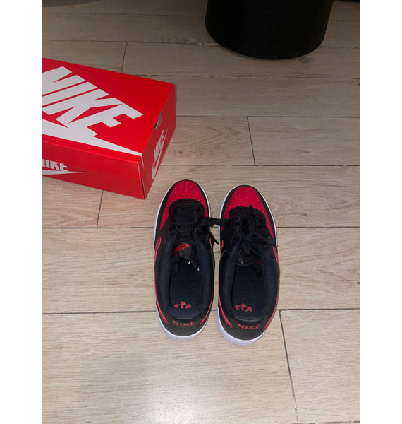 Кроссовки • Nike • Черный