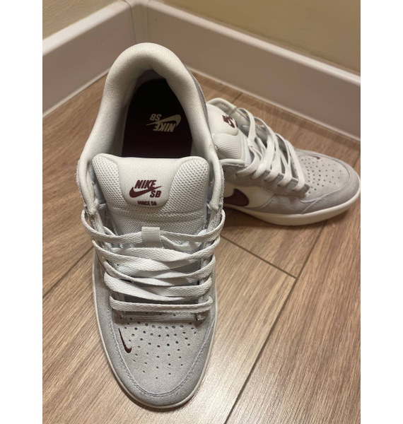 Кроссовки • Nike • Бордовый