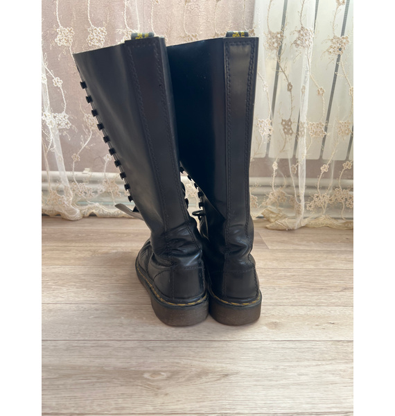 Ботинки • Dr. Martens • Черный