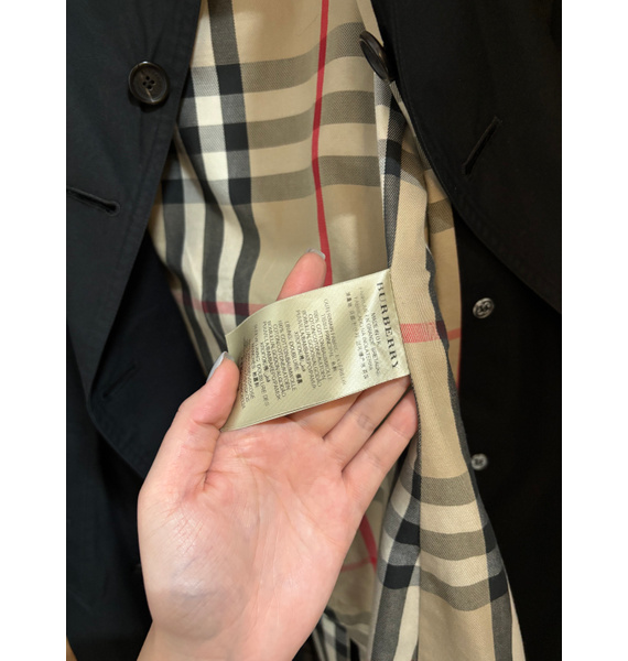 Плащ • Burberry • Черный