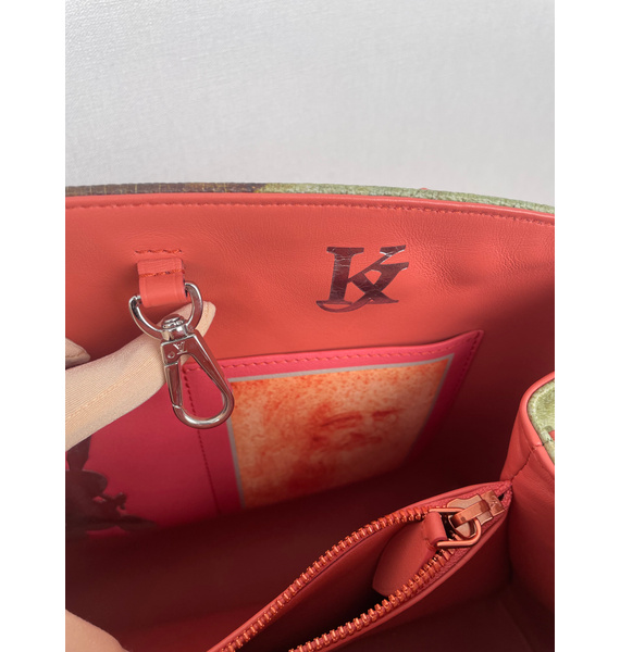 Сумка • Louis Vuitton • Коралловый