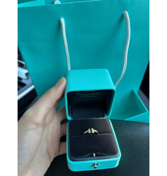 Кольцо • Tiffany & Co. • Золотой