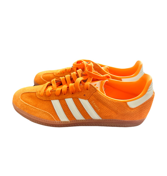 Кроссовки • adidas Originals • Горчичный