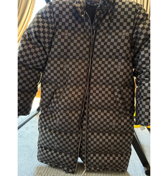 Пуховик • Louis Vuitton • Черный