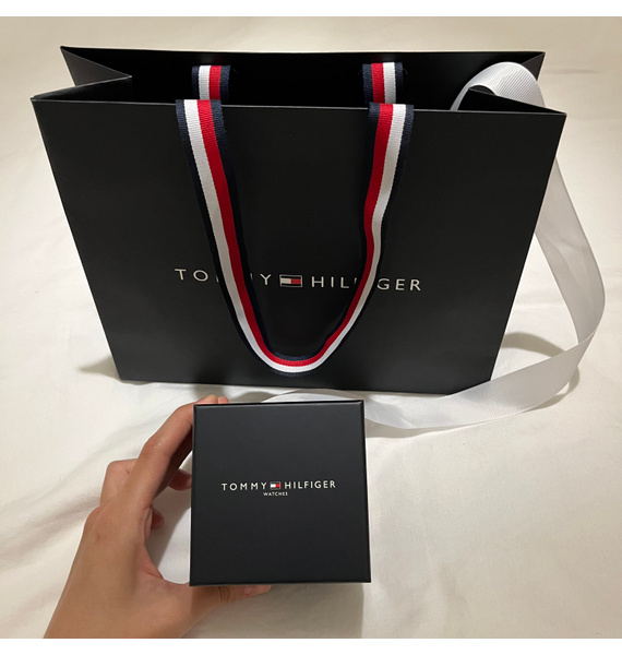 Часы • Tommy Hilfiger • Синий