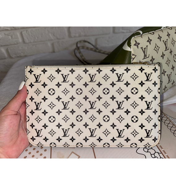 Сумка • Louis Vuitton • Мульти