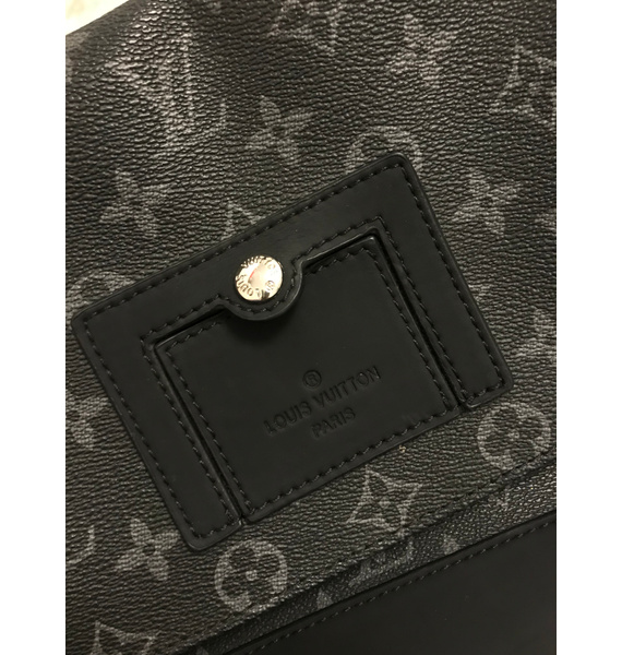 Сумка • Louis Vuitton • Черный