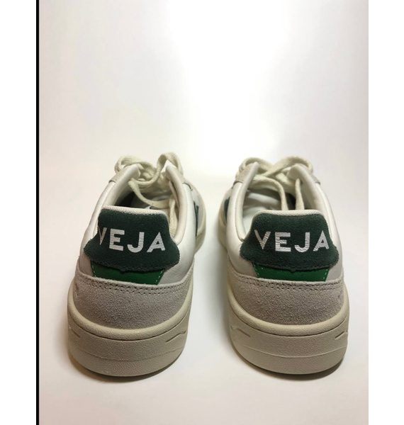 Кеды • VEJA • Белый