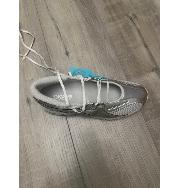 Кроссовки • ASICS • Белый
