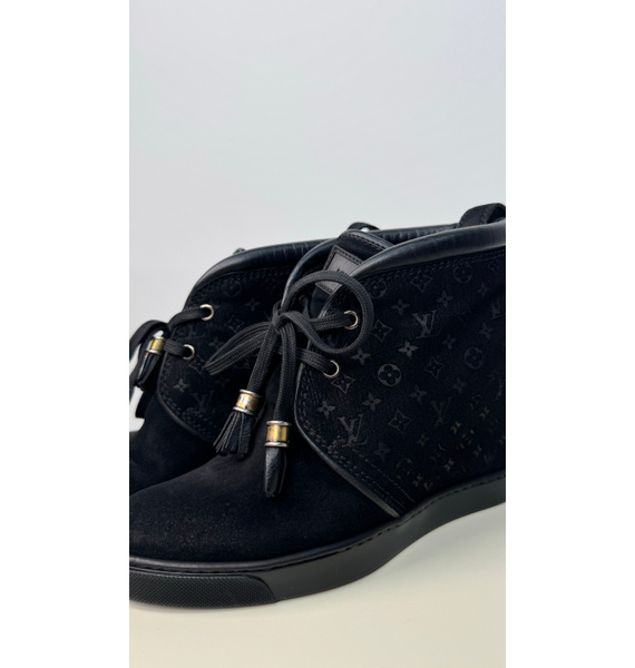 Сапоги • Louis Vuitton • Черный