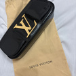 Клатч • Louis Vuitton • Черный