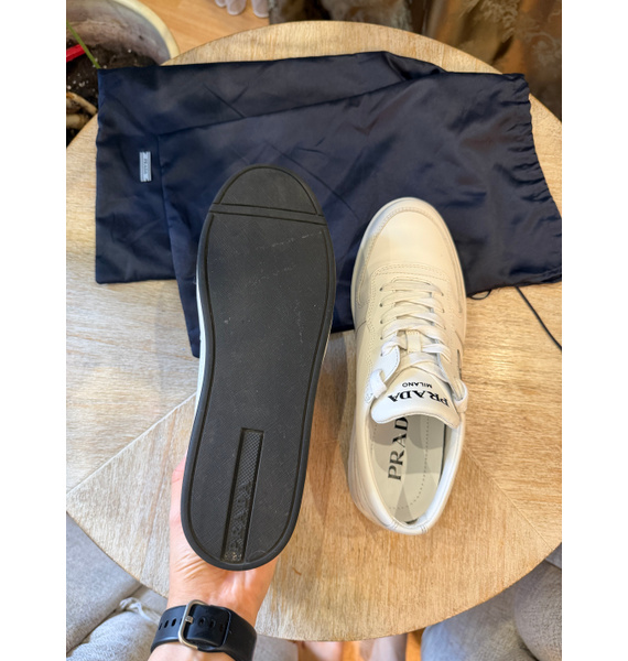Кеды • Prada • Белый